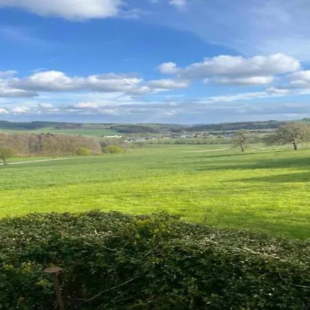 Feriendorf Reinskopf In Der Eifel