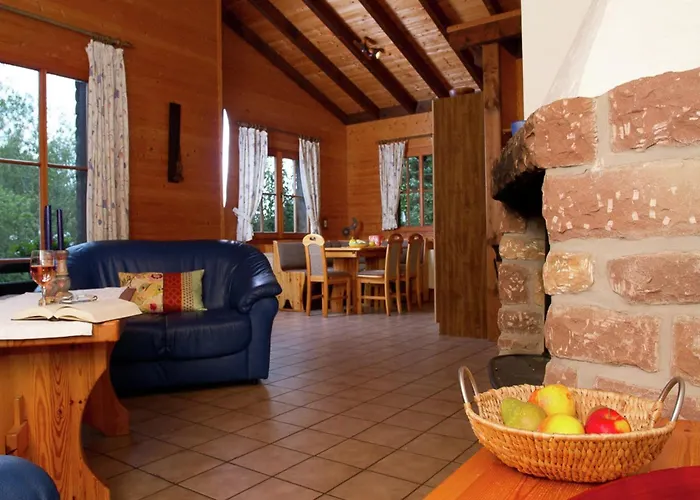 Chalet Feriendorf Reinskopf In Der Eifel *