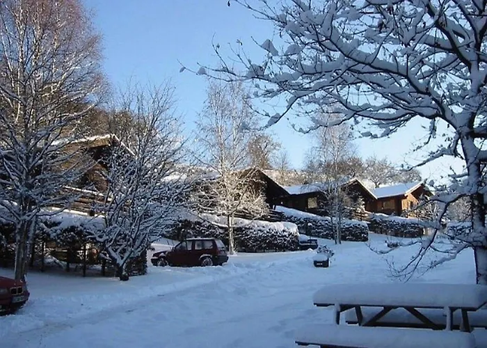Chalet Feriendorf Reinskopf In Der Eifel Schönecken